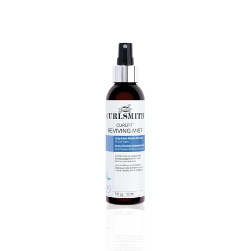 Curlsmith Curlfit Reviving Mist fejbőr- és hajfrissítő spray sötét flakonban, fekete szórófejjel és fehér címkével.